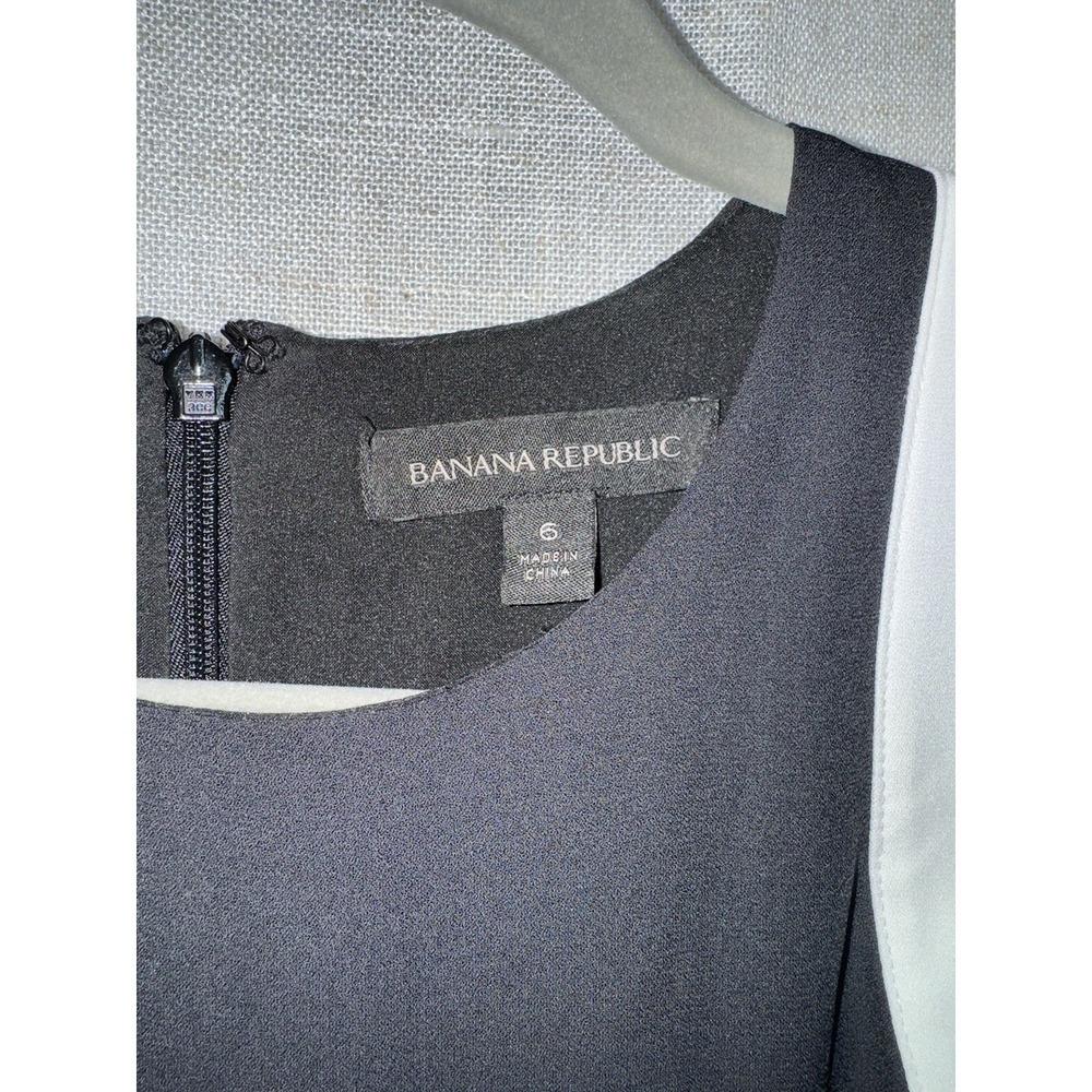 Banana Republic Women's Black White Gray Sleeveless Chevron Dress Pleated Size 6 - Picture 5 of 6